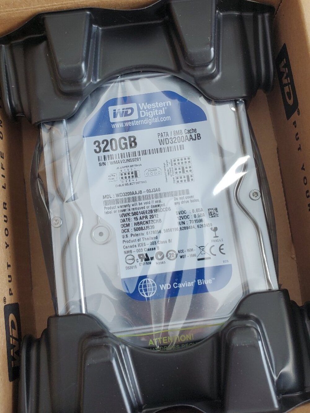Western Digital 320GB PATA / 8MB Cache Internal Hard Disk Drive